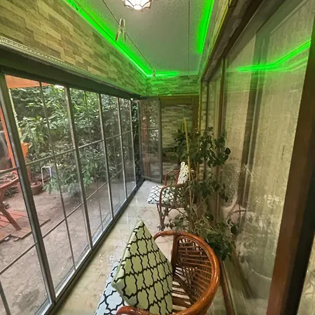 Orange Garden Homestay *